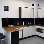 White & Black Ełk